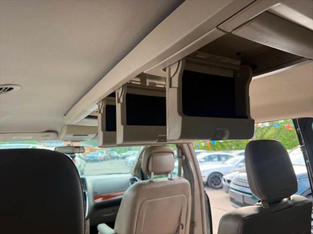 2014 Chrysler Town & Country Touring