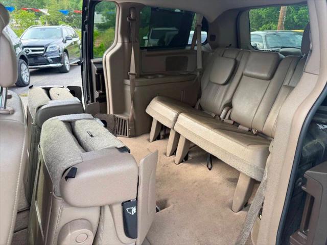 2014 Chrysler Town & Country Touring