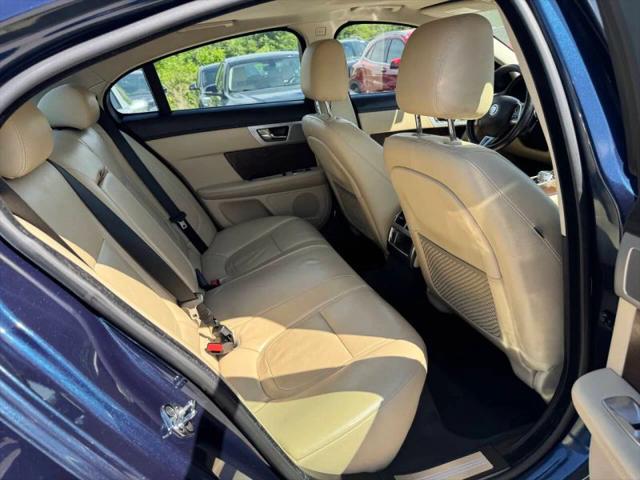 2013 Jaguar XF V6 SC