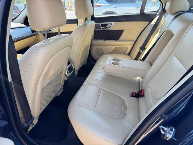 2013 Jaguar XF V6 SC