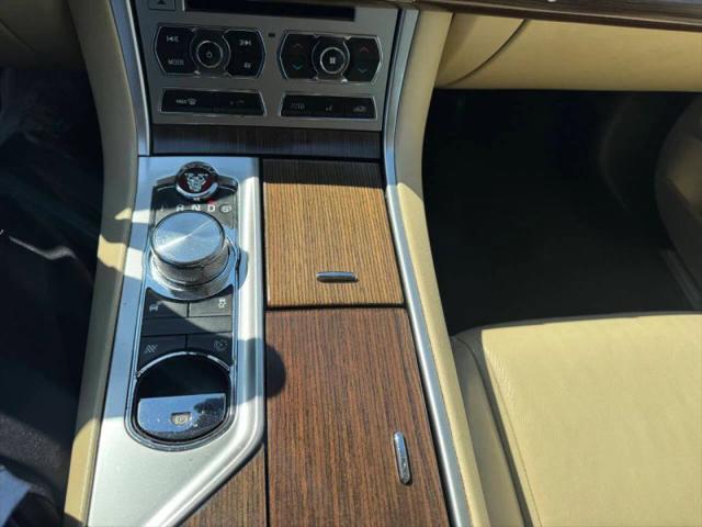 2013 Jaguar XF V6 SC
