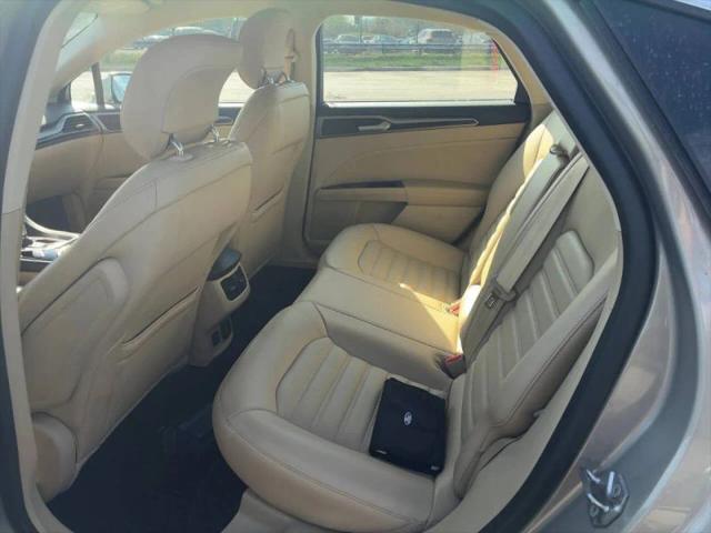 2015 Ford Fusion SE