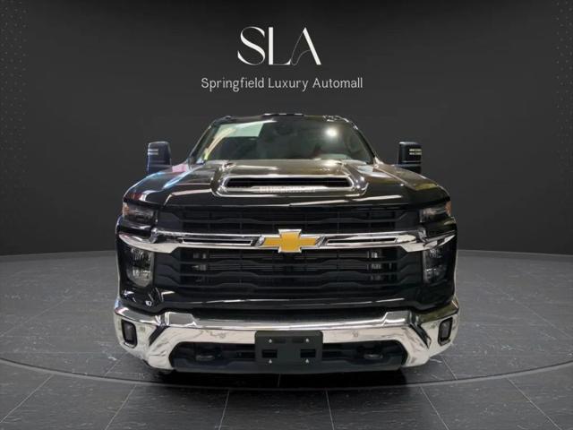 2026 Chevrolet Silverado 2500HD Crew Cab, Standard Bed, LT, 4WD