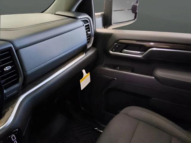 2026 Chevrolet Silverado 2500HD Crew Cab, Standard Bed, LT, 4WD