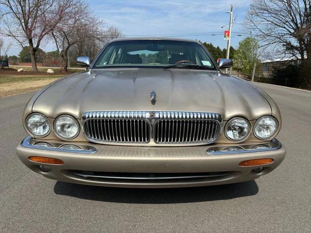 2003 Jaguar XJ Vanden Plas