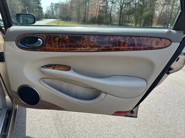 2003 Jaguar XJ Vanden Plas