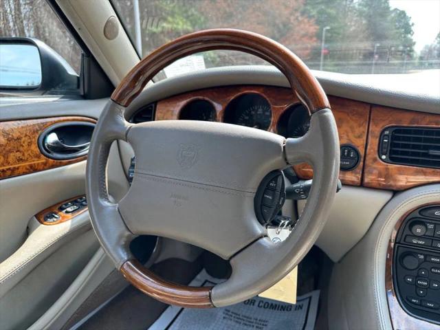 2003 Jaguar XJ Vanden Plas