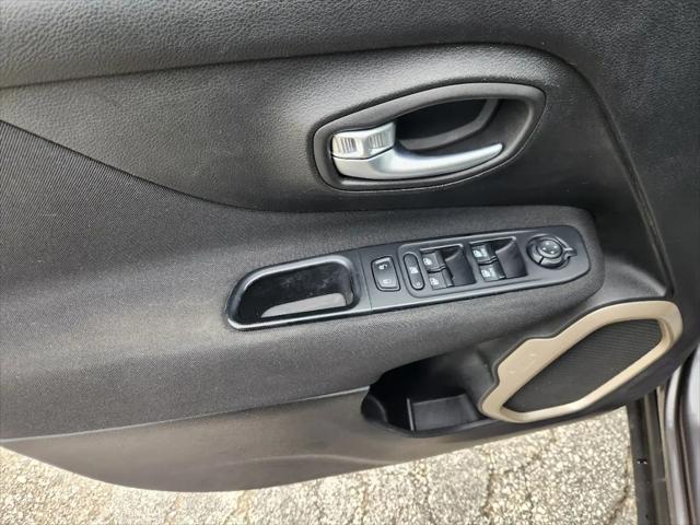 2017 Jeep Renegade Latitude FWD