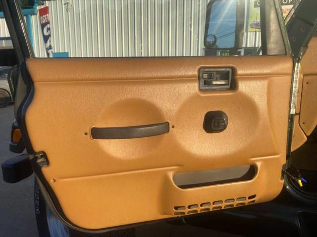 1998 Jeep Wrangler Sahara