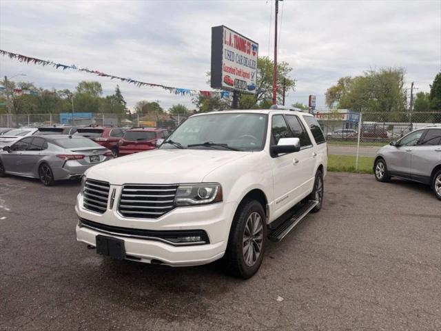 2015 Lincoln Navigator Base for sale in Detroit, MI