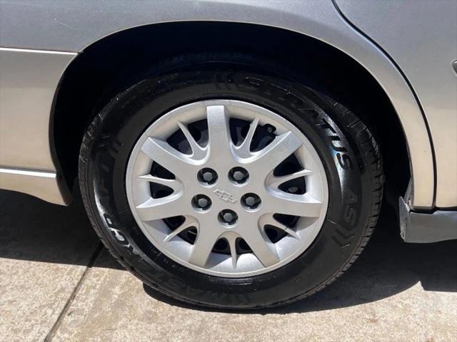 2005 Chevrolet Impala Base