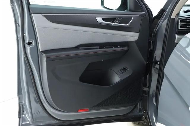 2026 Volkswagen Atlas Peak Edition