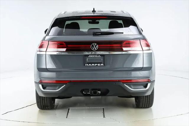 2026 Volkswagen Atlas Cross Sport SE with Technology