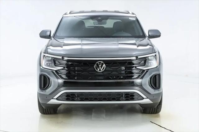 2026 Volkswagen Atlas Cross Sport SE with Technology