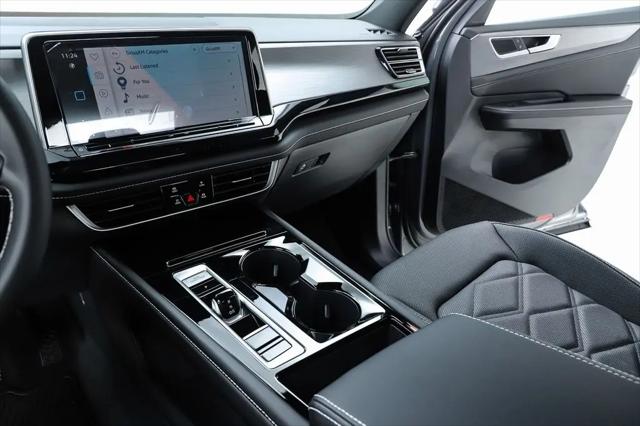2026 Volkswagen Atlas Cross Sport SE with Technology