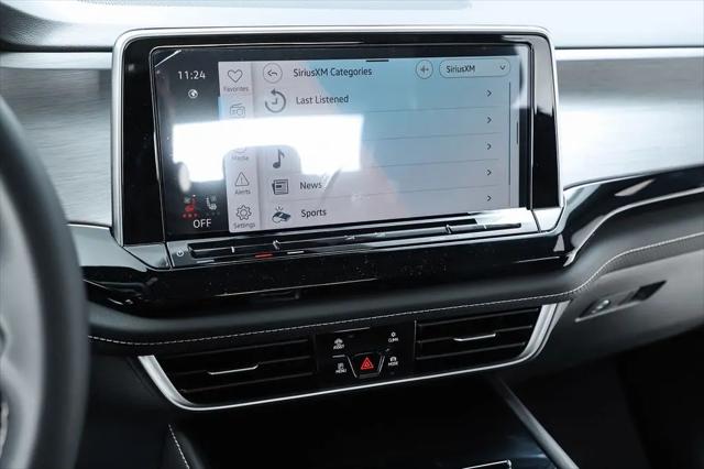 2026 Volkswagen Atlas Cross Sport SE with Technology