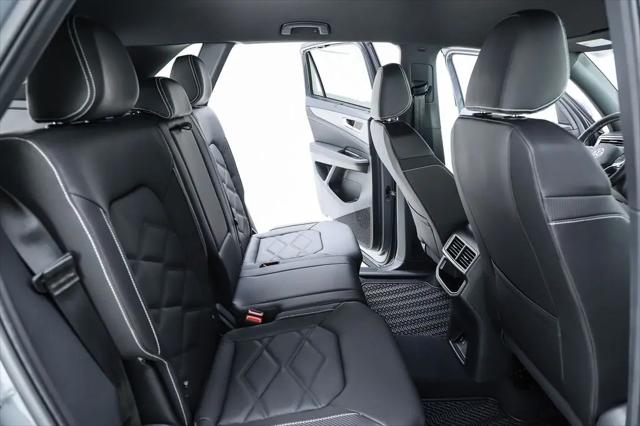 2026 Volkswagen Atlas Cross Sport SE with Technology
