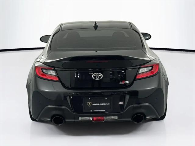2025 Toyota GR86 Premium