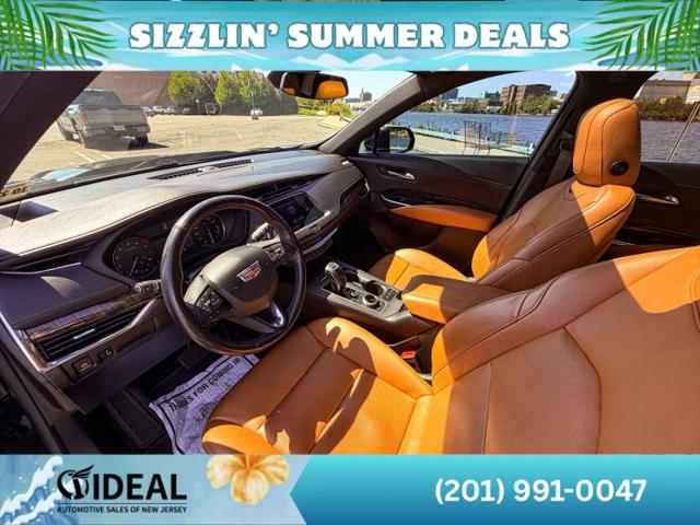 2019 Cadillac XT4 Premium Luxury