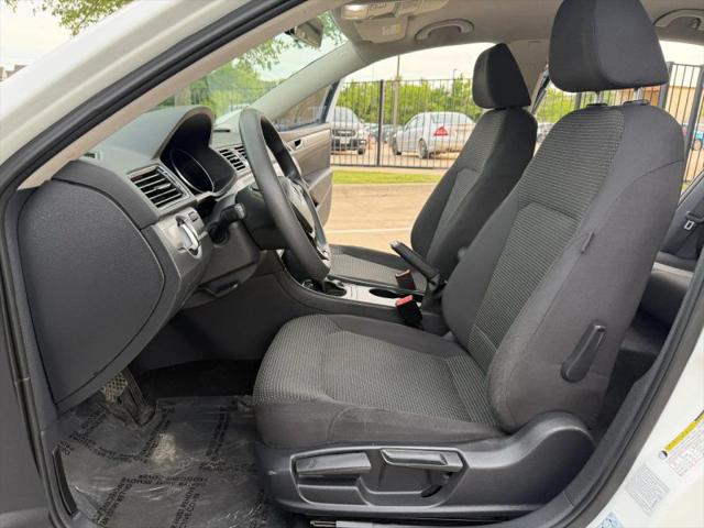 2017 Volkswagen Passat 1.8T S