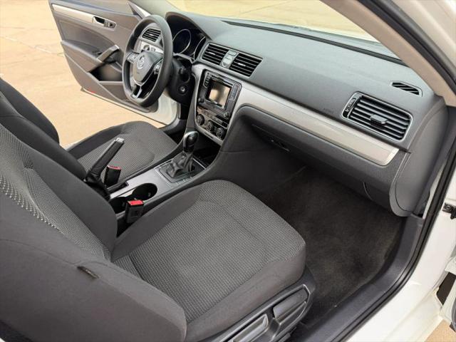 2017 Volkswagen Passat 1.8T S