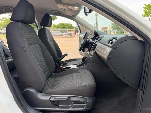 2017 Volkswagen Passat 1.8T S