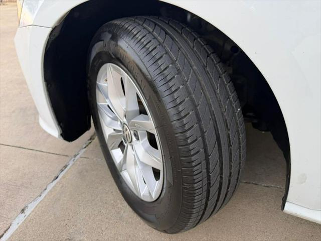 2017 Volkswagen Passat 1.8T S