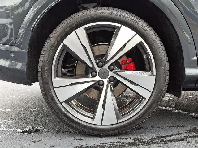2026 Audi SQ5 Premium Plus TFSI quattro S tronic