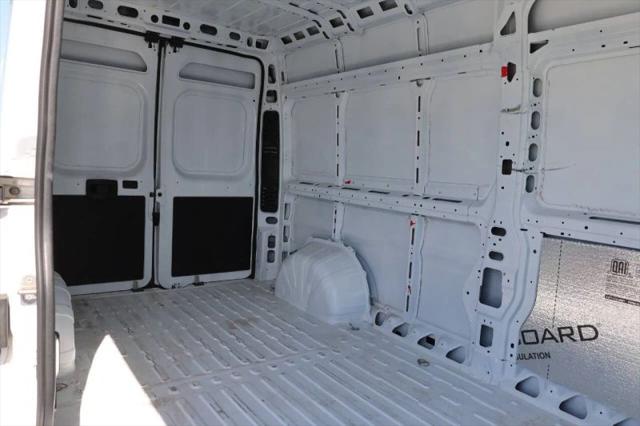 2025 Ram ProMaster 2500 Cargo Van Tradesman High Roof 159" WB w/Pass Seat