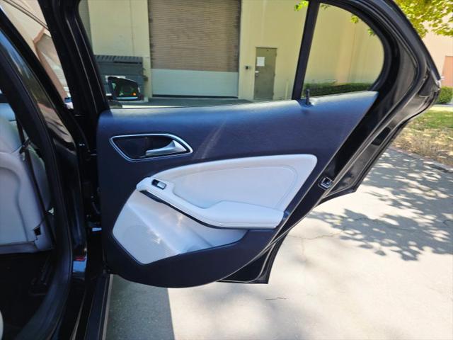 2017 Mercedes-Benz GLA-CLASS GLA 250 250