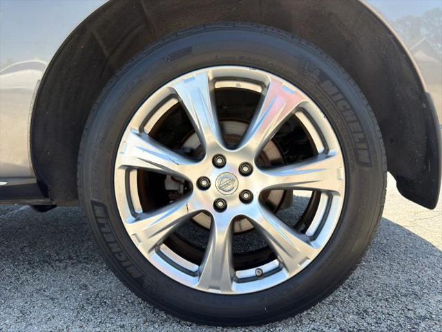2012 Nissan Murano LE