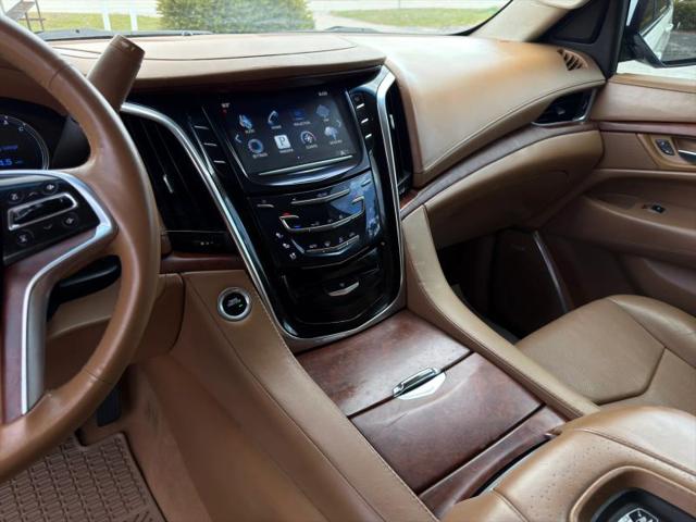 2016 Cadillac Escalade Platinum