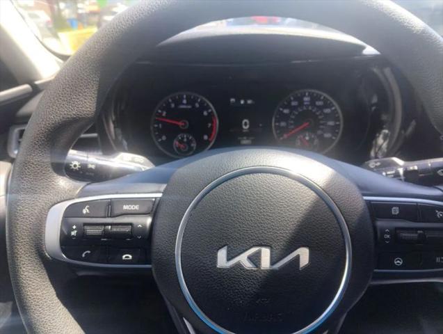 2023 Kia K5 LXS