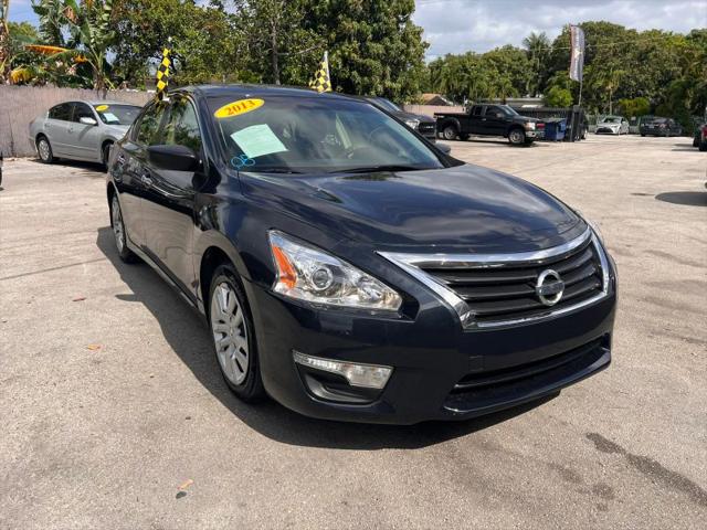 2013 Nissan Altima 2.5 S for sale in Miami, FL
