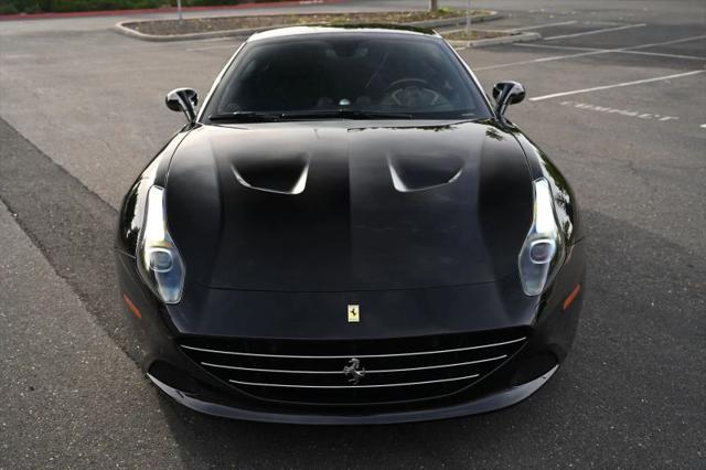 2016 Ferrari California T
