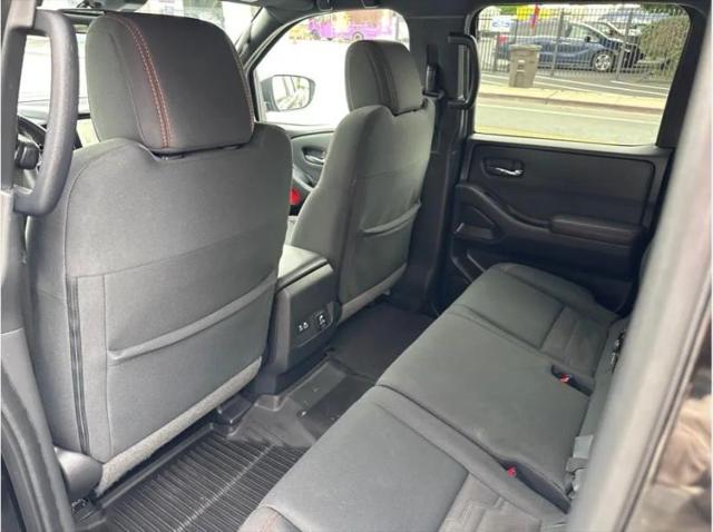 2022 Nissan Frontier Crew Cab PRO-X 4x2