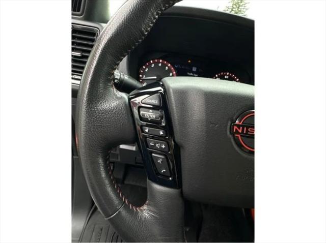 2022 Nissan Frontier Crew Cab PRO-X 4x2