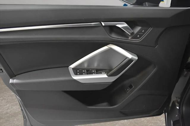 2020 Audi Q3 Premium 45 TFSI quattro Tiptronic