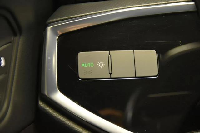 2020 Audi Q3 Premium 45 TFSI quattro Tiptronic