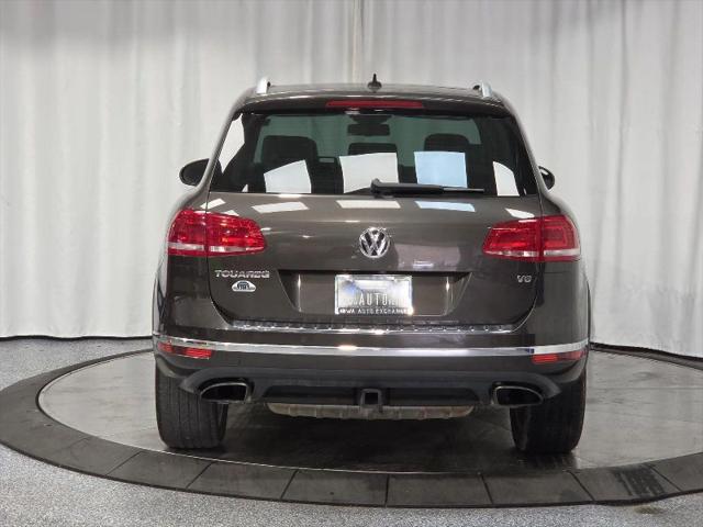 2016 Volkswagen Touareg VR6 Lux