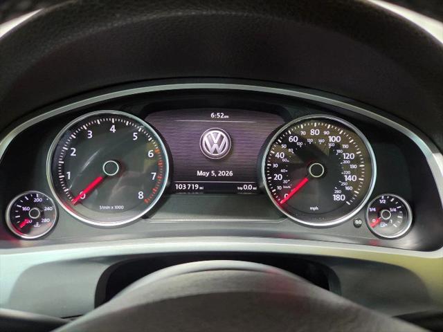 2016 Volkswagen Touareg VR6 Lux