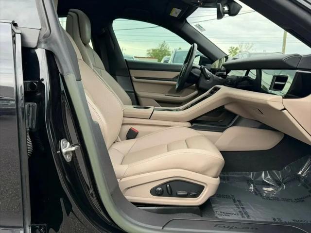 2022 Porsche Taycan Taycan