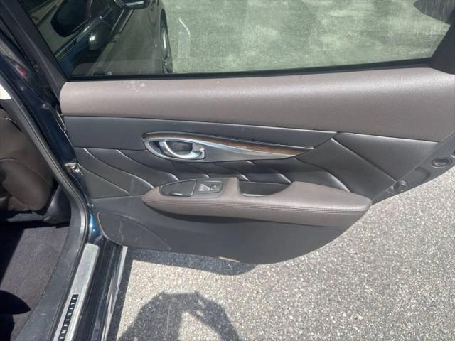 2016 INFINITI Q70L 3.7X