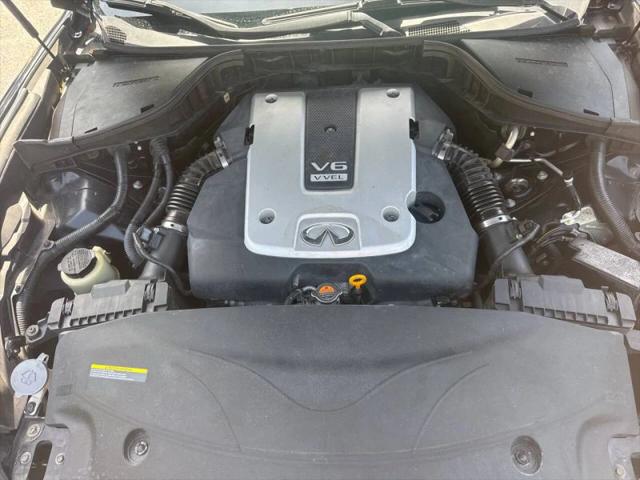 2016 INFINITI Q70L 3.7X