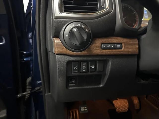 2018 Nissan Titan Platinum Reserve