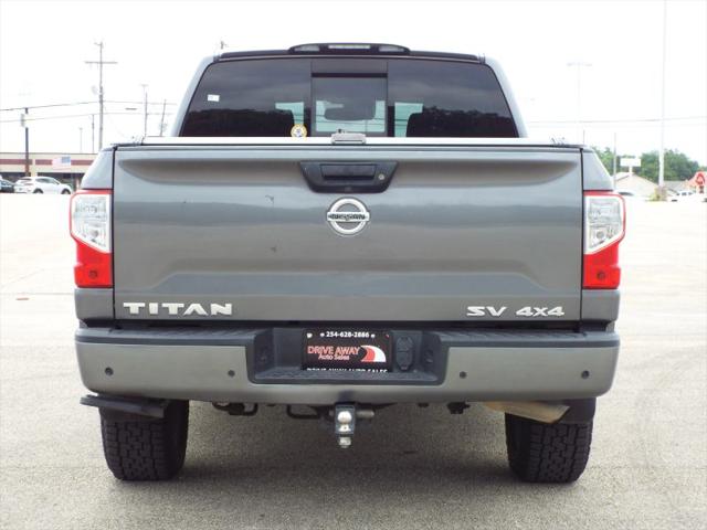 2021 Nissan Titan Crew Cab SV 4x4