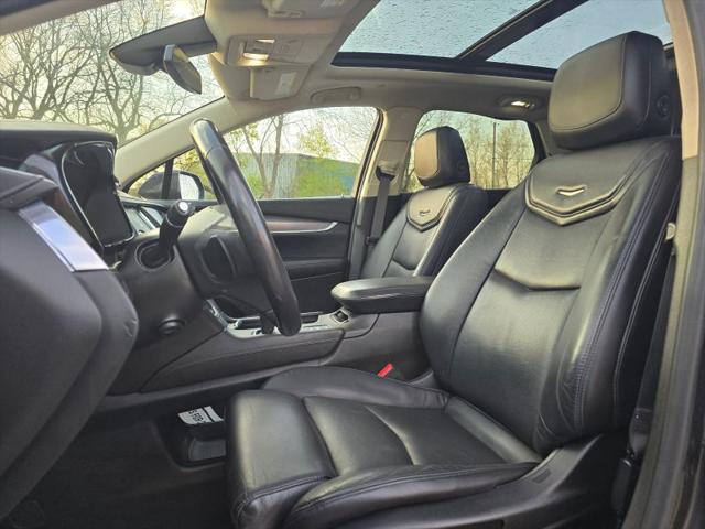 2017 Cadillac XT5 Premium Luxury