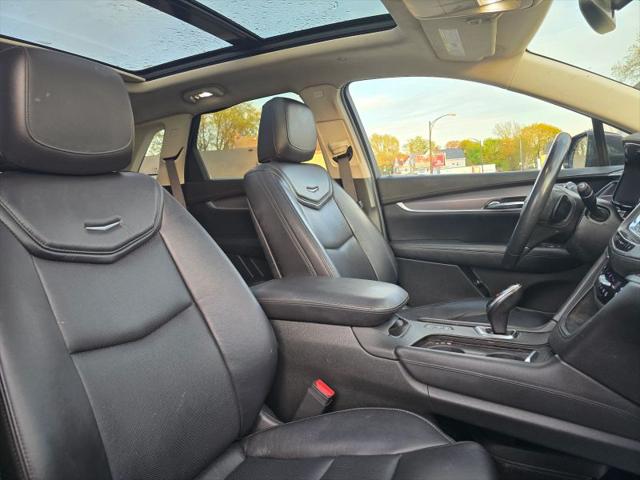 2017 Cadillac XT5 Premium Luxury