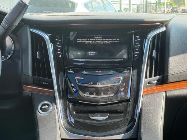 2018 Cadillac Escalade ESV Premium Luxury