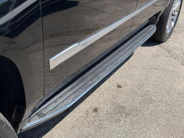 2018 Cadillac Escalade ESV Standard